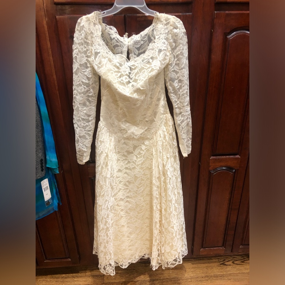 Saks Fifth Avenue Vintage 1950s Lace Wedding Dress Gown Sz M RARE FIND - Picture 2 of 16